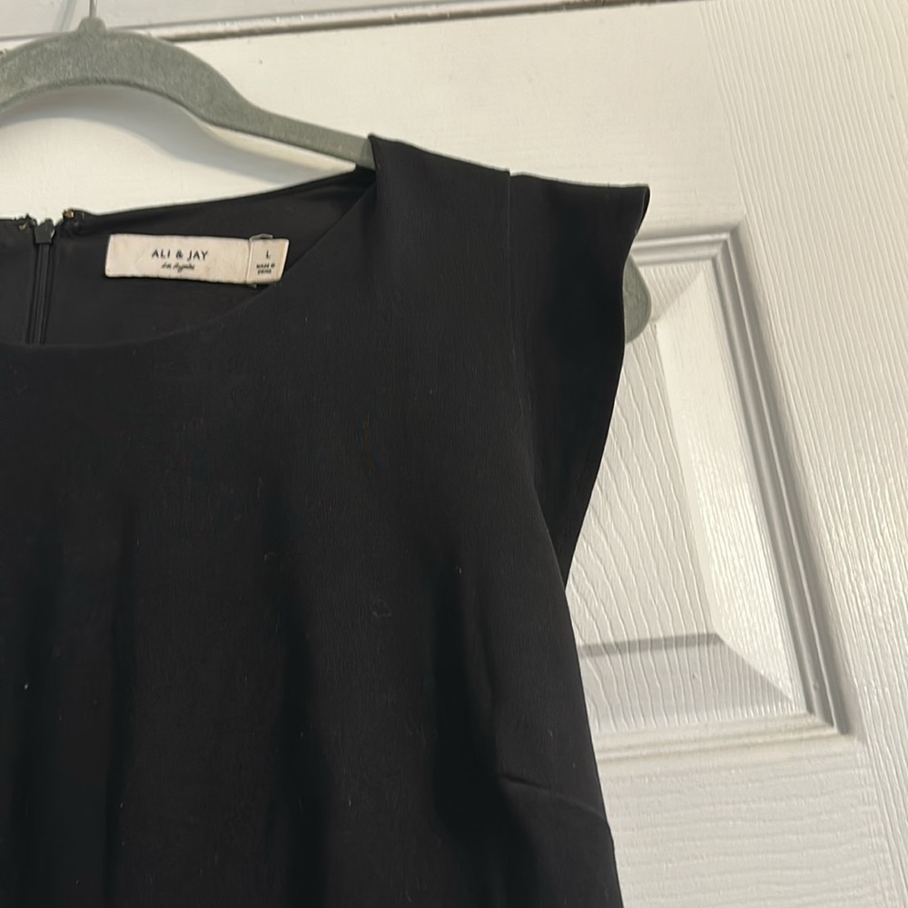 Dress - Picture 3 of 4